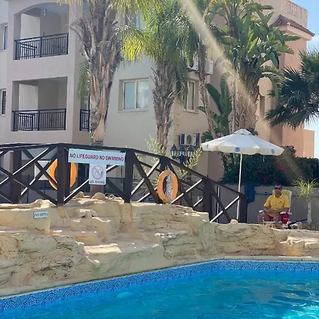 Апартаменти Royal Seacrest а203 Sea View Пафос