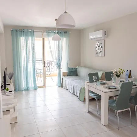 Апартаменти Royal Seacrest а203 Sea View Пафос